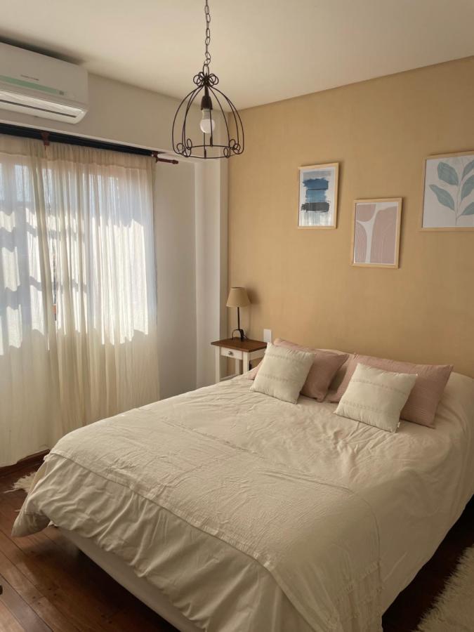 Apartment Alquilo Departamento Por Dia. Zona Castelar!!!