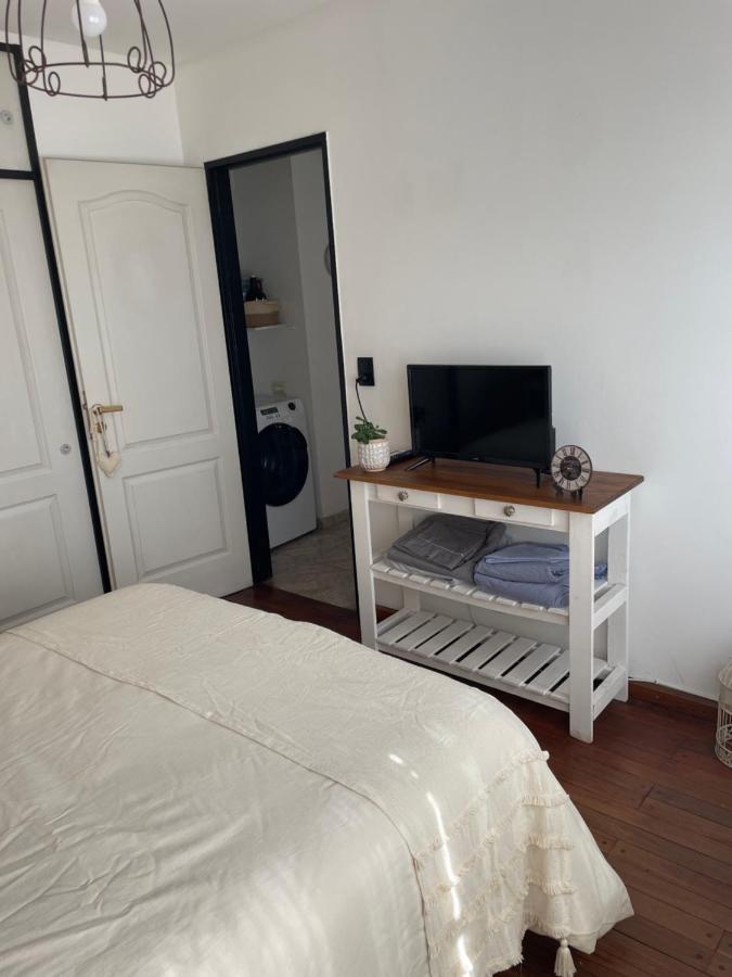 Alquilo Departamento Por Dia. Zona Castelar!!! *