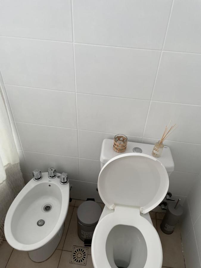 Apartment Alquilo Departamento Por Dia. Zona Castelar!!! *