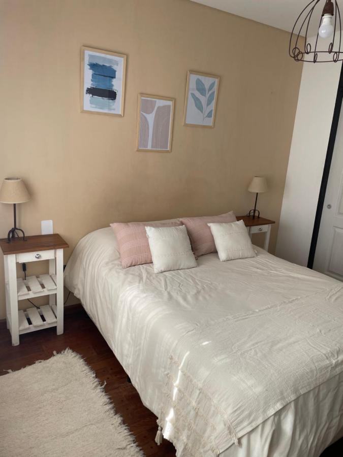 Apartment Alquilo Departamento Por Dia. Zona Castelar!!! *